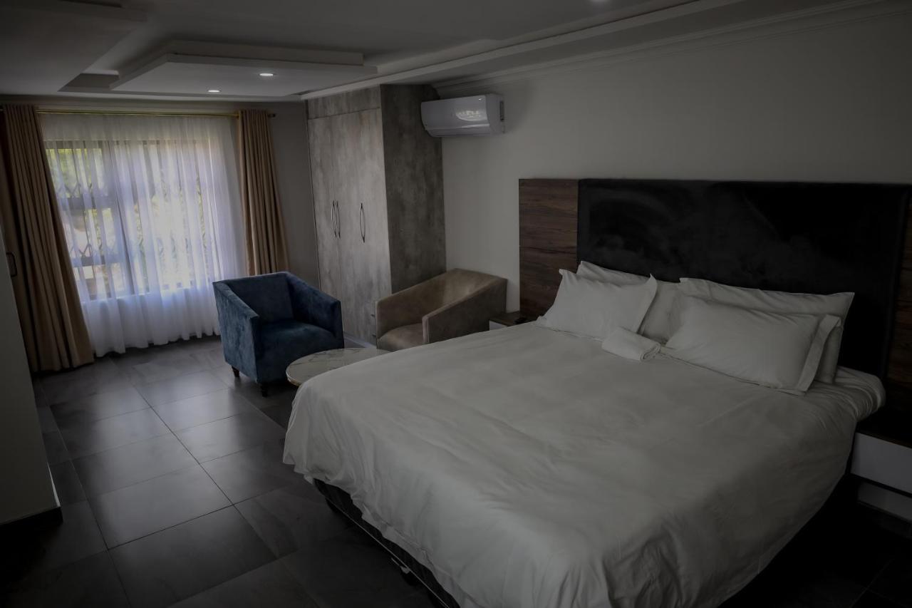 El Infinito Lifestyle Hotell Kempton Park Exteriör bild