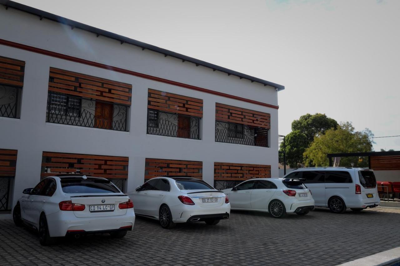 El Infinito Lifestyle Hotell Kempton Park Exteriör bild